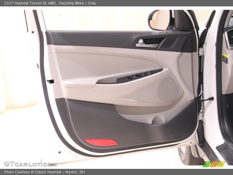 Dazzling White / Gray 2017 Hyundai Tucson SE AWD