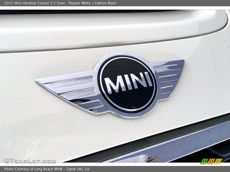 Pepper White / Carbon Black 2017 Mini Hardtop Cooper S 2 Door