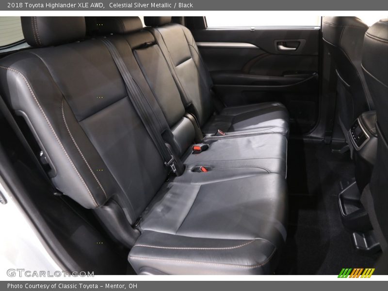 Celestial Silver Metallic / Black 2018 Toyota Highlander XLE AWD