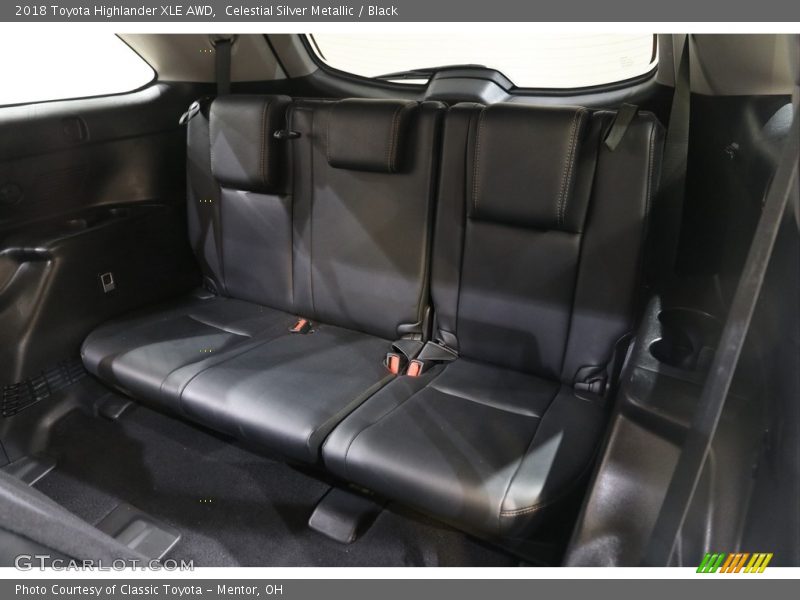 Celestial Silver Metallic / Black 2018 Toyota Highlander XLE AWD