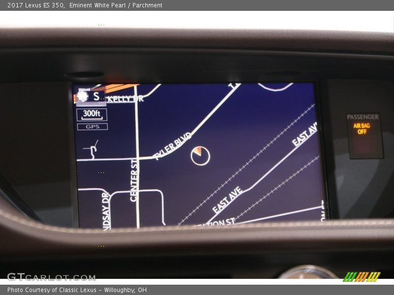 Eminent White Pearl / Parchment 2017 Lexus ES 350