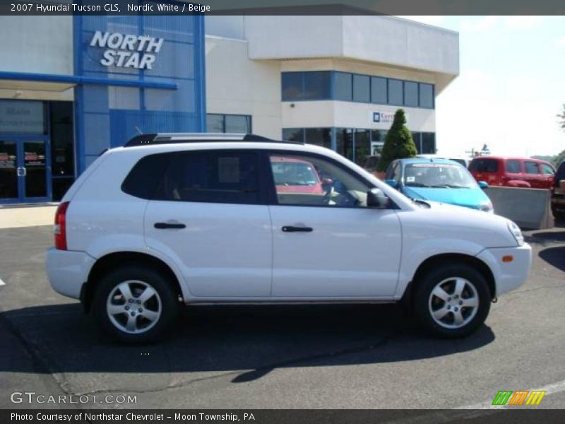 Nordic White / Beige 2007 Hyundai Tucson GLS