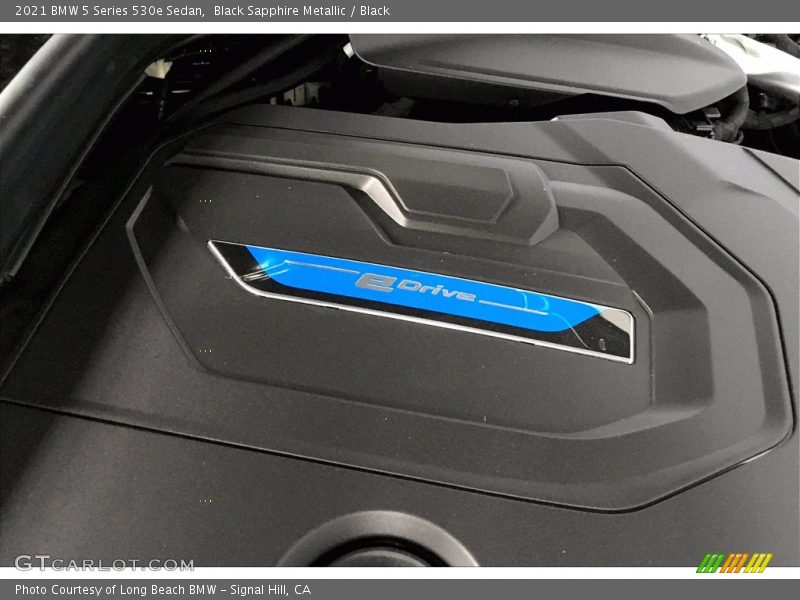 Black Sapphire Metallic / Black 2021 BMW 5 Series 530e Sedan