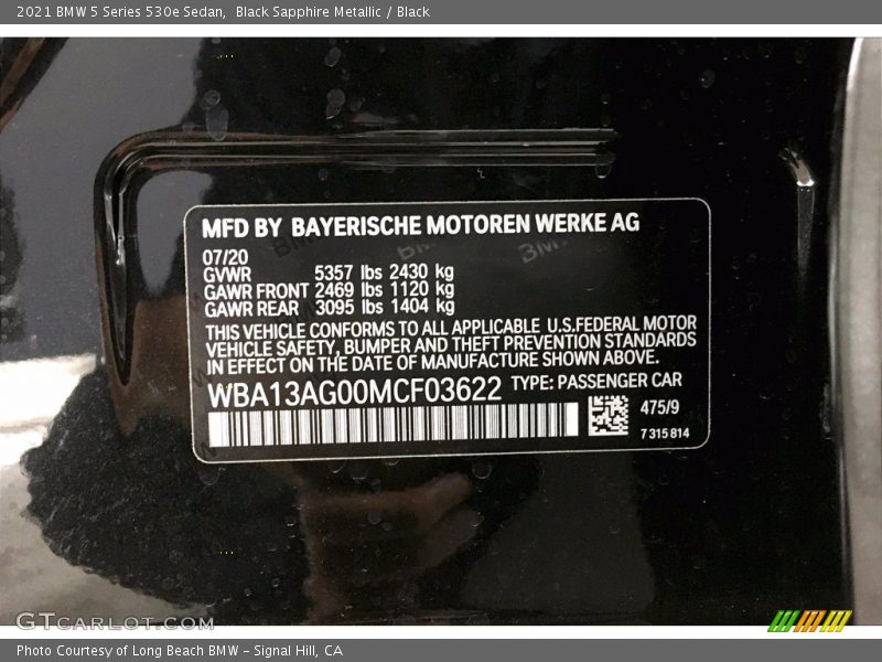 Black Sapphire Metallic / Black 2021 BMW 5 Series 530e Sedan