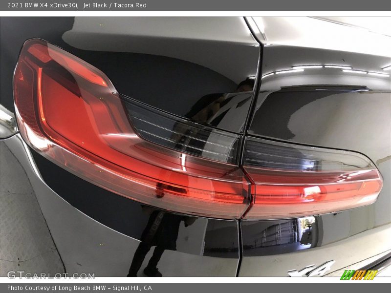 Jet Black / Tacora Red 2021 BMW X4 xDrive30i