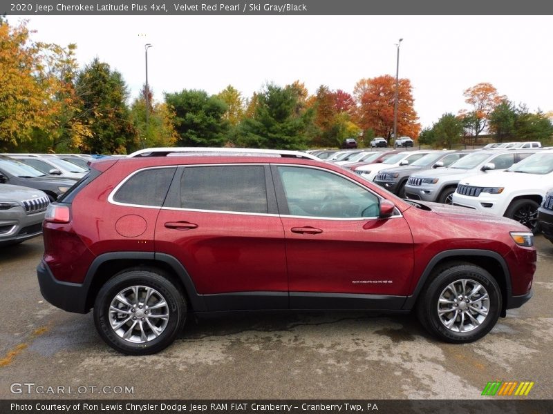  2020 Cherokee Latitude Plus 4x4 Velvet Red Pearl