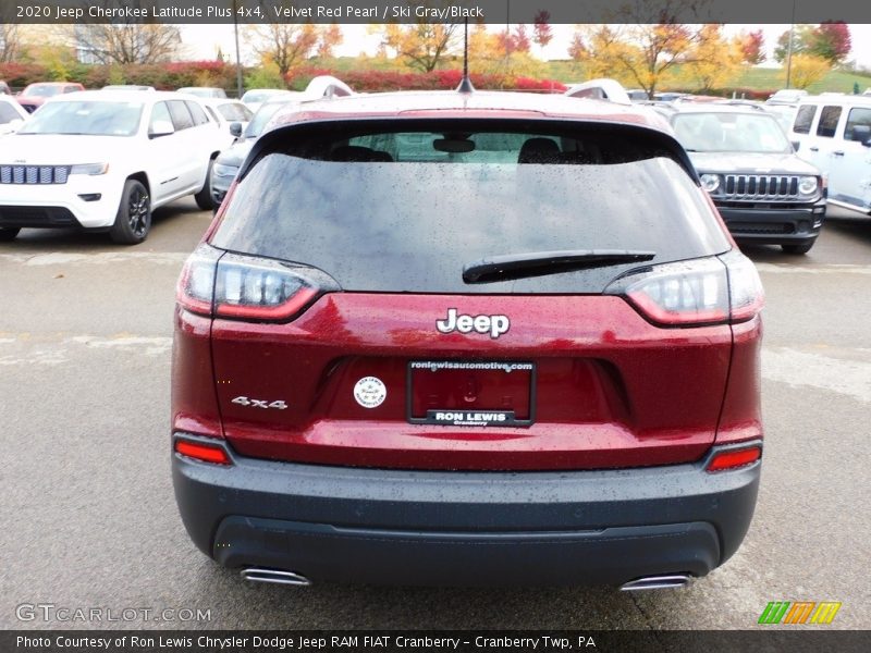 Velvet Red Pearl / Ski Gray/Black 2020 Jeep Cherokee Latitude Plus 4x4