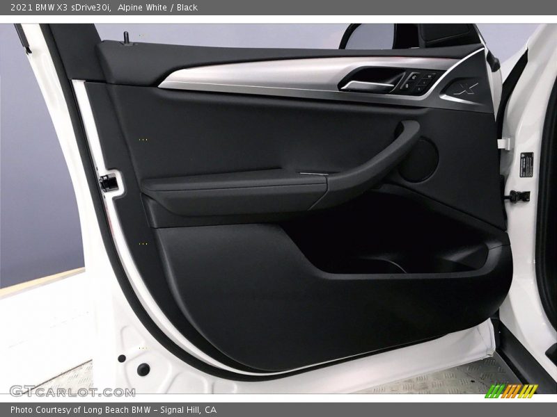 Alpine White / Black 2021 BMW X3 sDrive30i