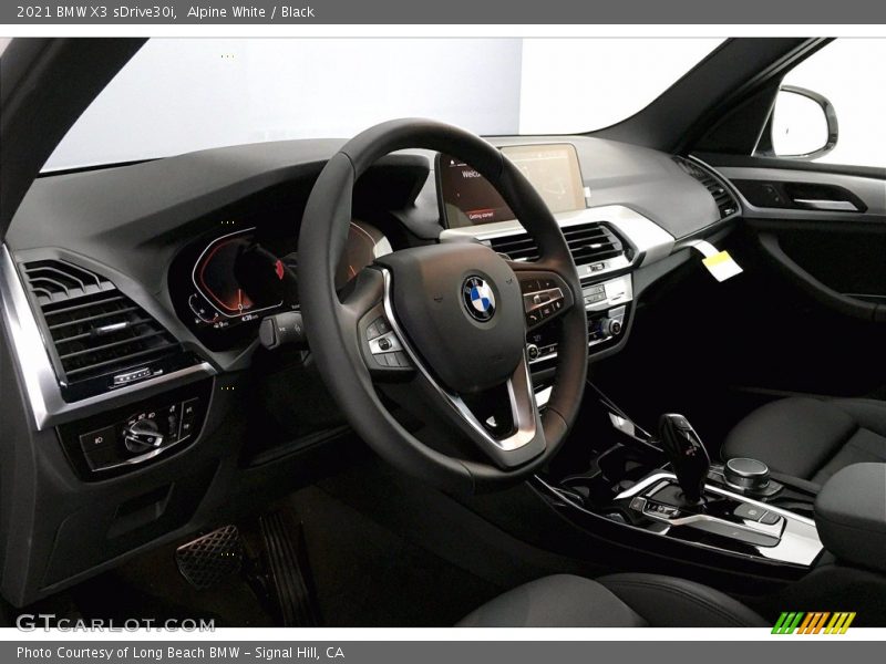 Alpine White / Black 2021 BMW X3 sDrive30i