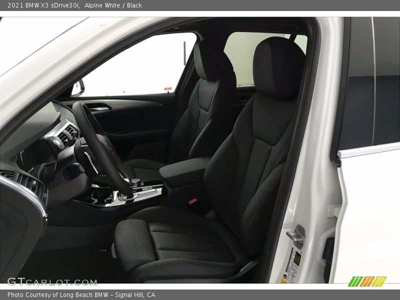 Alpine White / Black 2021 BMW X3 sDrive30i