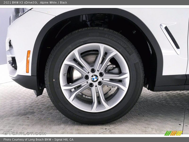 Alpine White / Black 2021 BMW X3 sDrive30i
