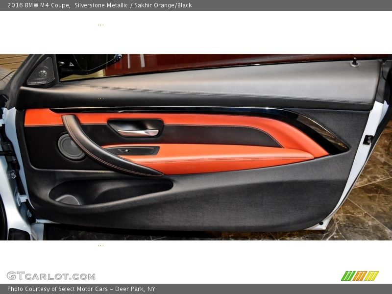 Door Panel of 2016 M4 Coupe