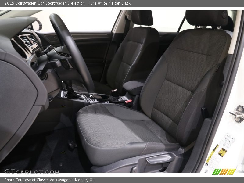 Pure White / Titan Black 2019 Volkswagen Golf SportWagen S 4Motion