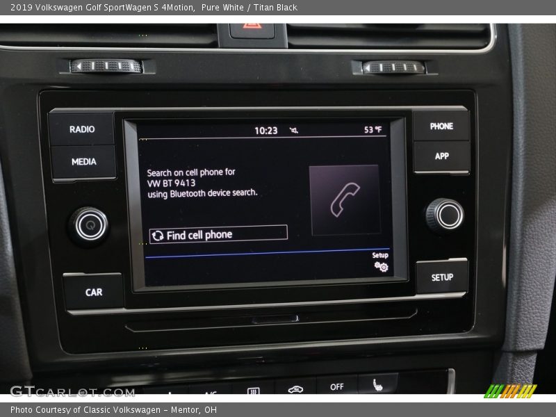 Pure White / Titan Black 2019 Volkswagen Golf SportWagen S 4Motion