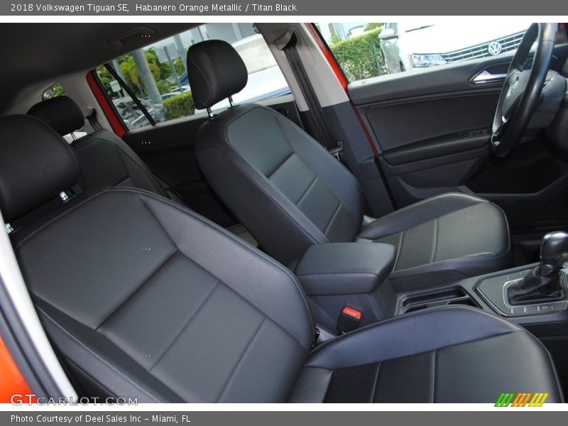 Front Seat of 2018 Tiguan SE