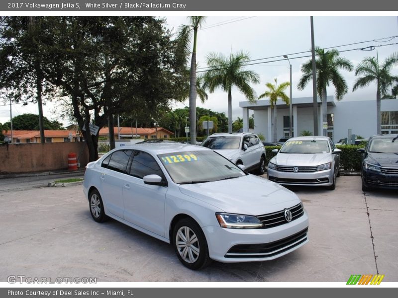 White Silver / Black/Palladium Gray 2017 Volkswagen Jetta S