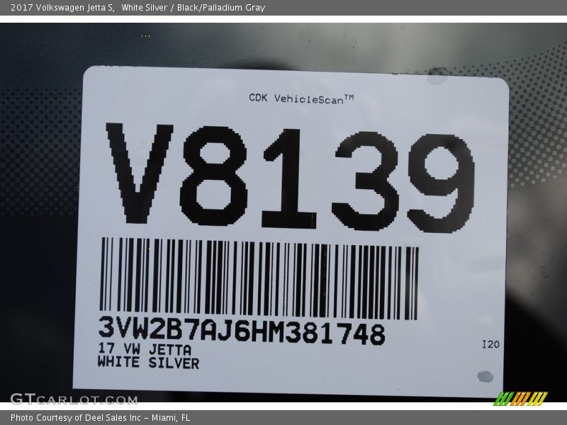 White Silver / Black/Palladium Gray 2017 Volkswagen Jetta S