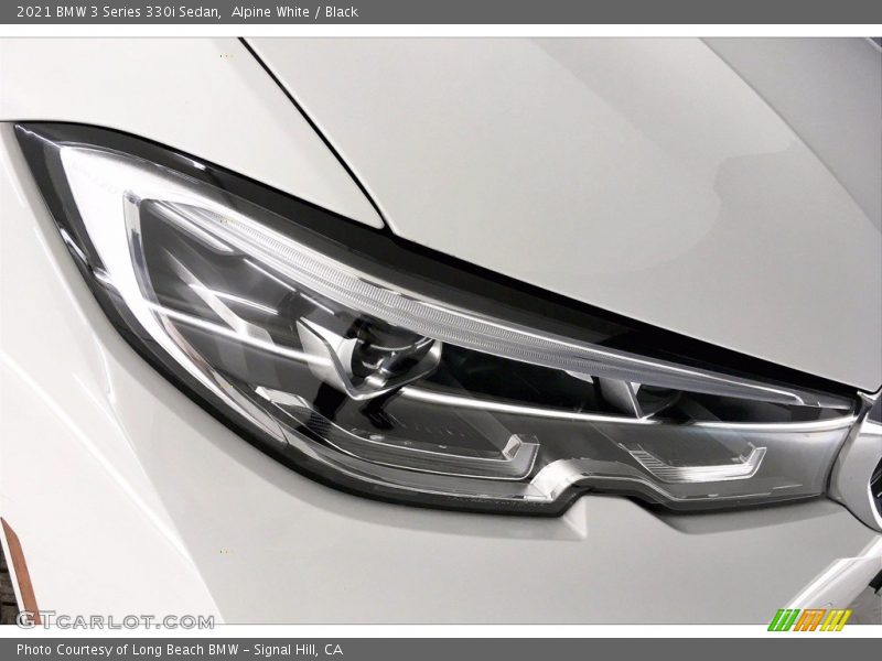 Alpine White / Black 2021 BMW 3 Series 330i Sedan