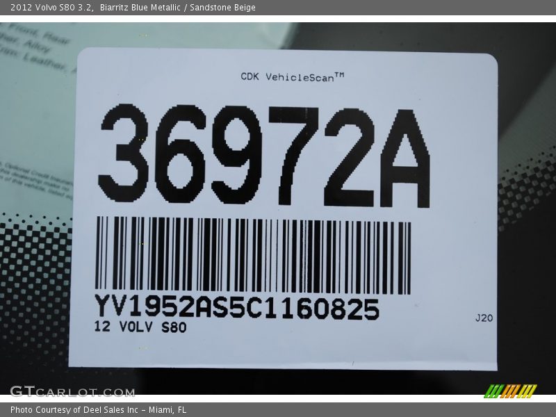 Biarritz Blue Metallic / Sandstone Beige 2012 Volvo S80 3.2