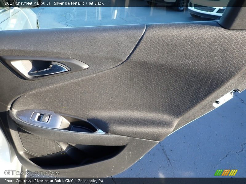 Silver Ice Metallic / Jet Black 2017 Chevrolet Malibu LT