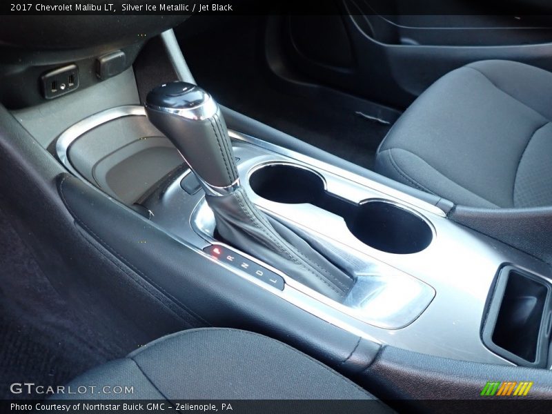 Silver Ice Metallic / Jet Black 2017 Chevrolet Malibu LT