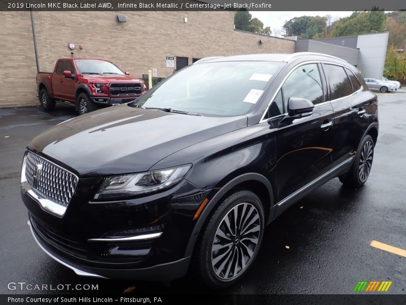 Front 3/4 View of 2019 MKC Black Label AWD