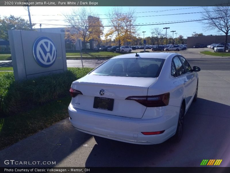 Pure White / Dark Beige 2020 Volkswagen Jetta R-Line