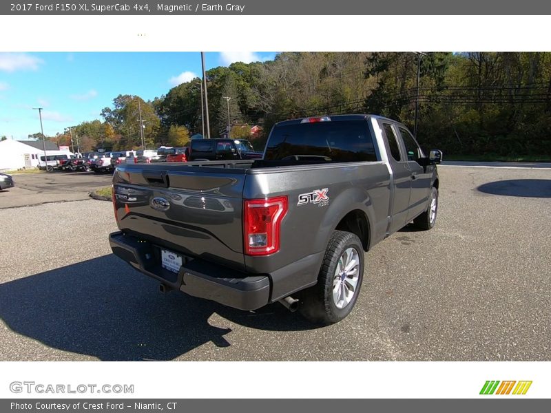 Magnetic / Earth Gray 2017 Ford F150 XL SuperCab 4x4