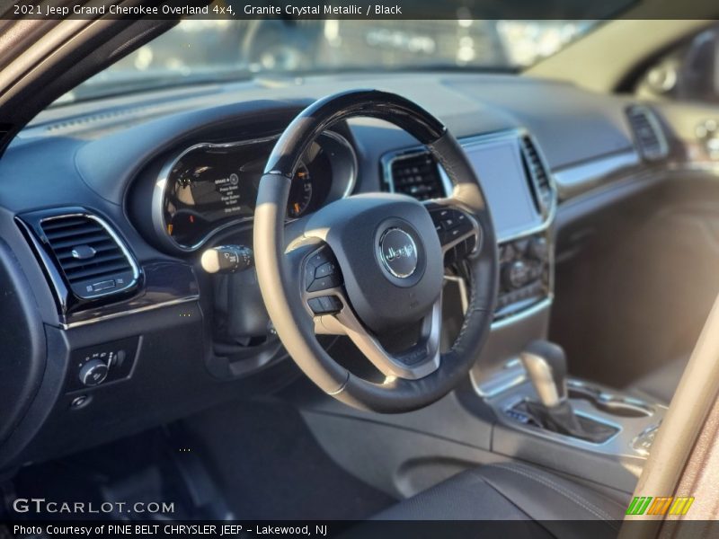 Granite Crystal Metallic / Black 2021 Jeep Grand Cherokee Overland 4x4