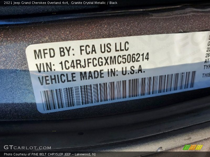 Granite Crystal Metallic / Black 2021 Jeep Grand Cherokee Overland 4x4