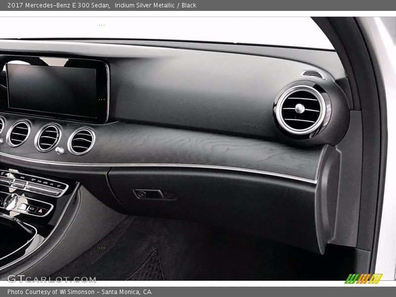 Iridium Silver Metallic / Black 2017 Mercedes-Benz E 300 Sedan