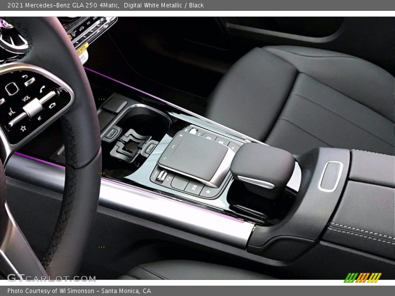 Digital White Metallic / Black 2021 Mercedes-Benz GLA 250 4Matic