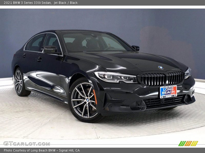 Front 3/4 View of 2021 3 Series 330i Sedan