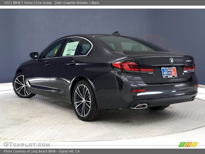 Dark Graphite Metallic / Black 2021 BMW 5 Series 530e Sedan