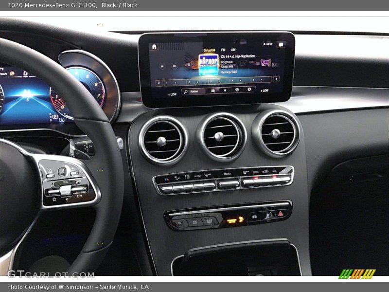 Black / Black 2020 Mercedes-Benz GLC 300
