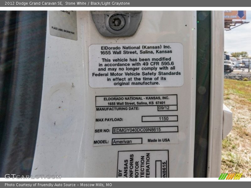 Stone White / Black/Light Graystone 2012 Dodge Grand Caravan SE