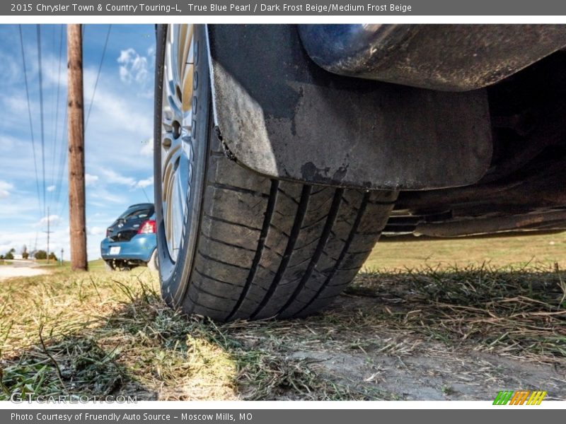 True Blue Pearl / Dark Frost Beige/Medium Frost Beige 2015 Chrysler Town & Country Touring-L
