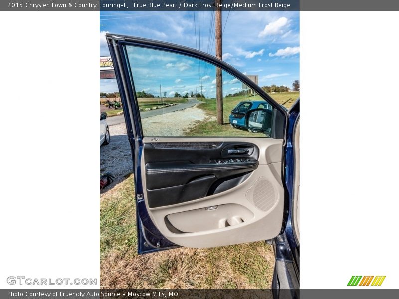 True Blue Pearl / Dark Frost Beige/Medium Frost Beige 2015 Chrysler Town & Country Touring-L