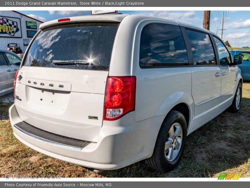 Stone White / Black/Light Graystone 2011 Dodge Grand Caravan Mainstreet