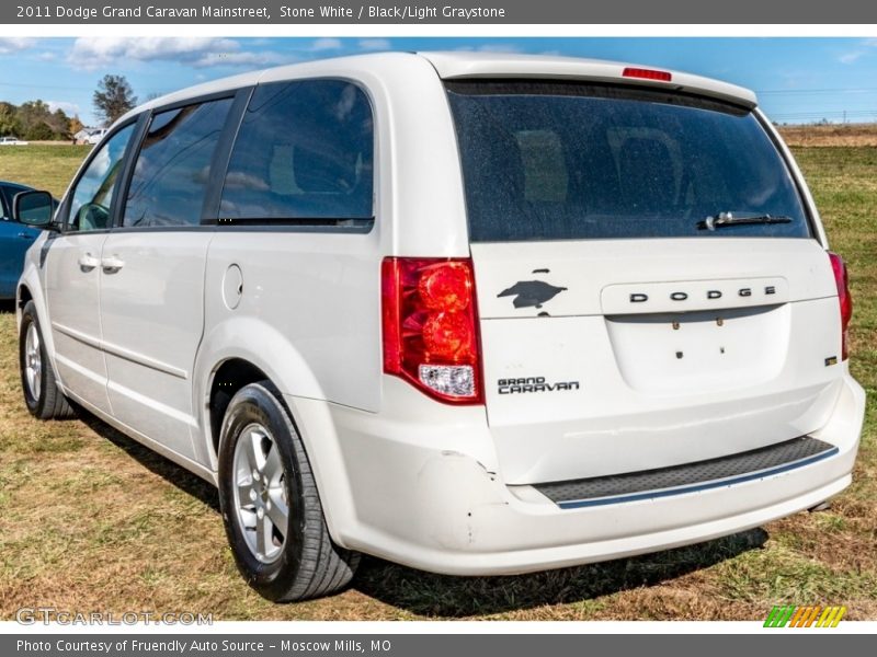 Stone White / Black/Light Graystone 2011 Dodge Grand Caravan Mainstreet