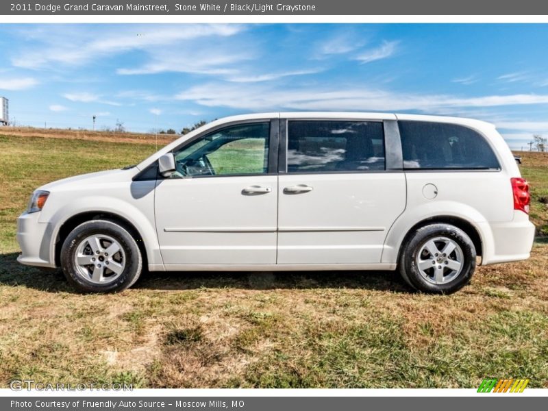 Stone White / Black/Light Graystone 2011 Dodge Grand Caravan Mainstreet