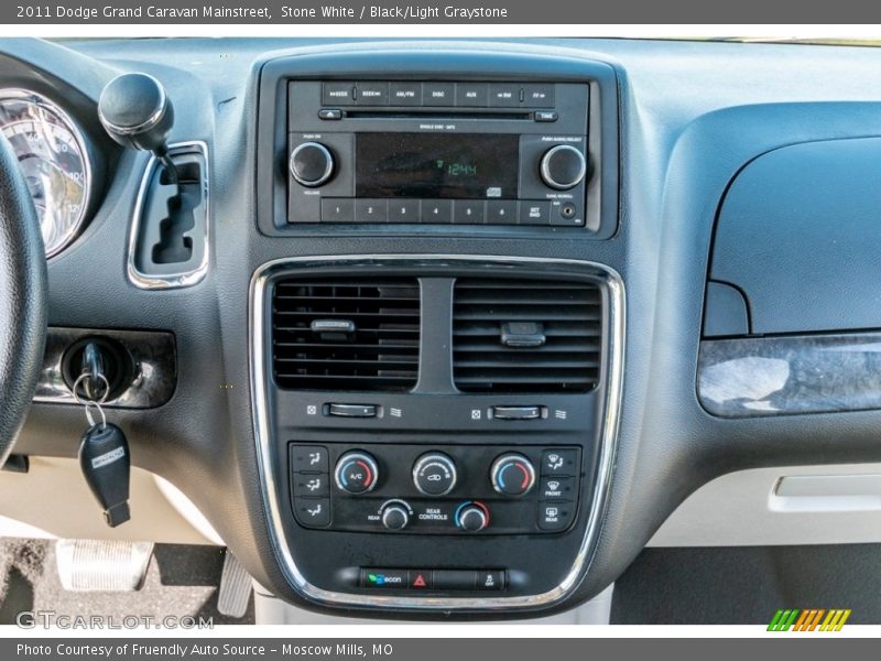 Stone White / Black/Light Graystone 2011 Dodge Grand Caravan Mainstreet