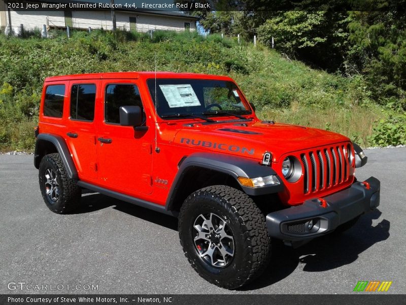 Front 3/4 View of 2021 Wrangler Unlimited Rubicon 4x4