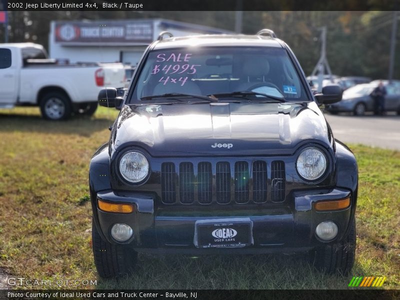 Black / Taupe 2002 Jeep Liberty Limited 4x4