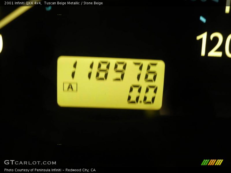 Tuscan Beige Metallic / Stone Beige 2001 Infiniti QX4 4x4