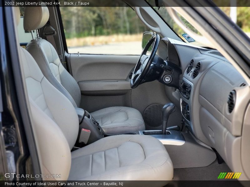 Black / Taupe 2002 Jeep Liberty Limited 4x4