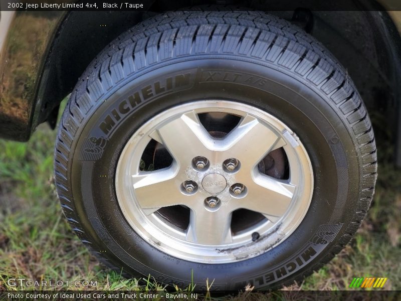 Black / Taupe 2002 Jeep Liberty Limited 4x4