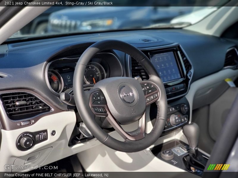Sting-Gray / Ski Gray/Black 2021 Jeep Cherokee Limited 4x4
