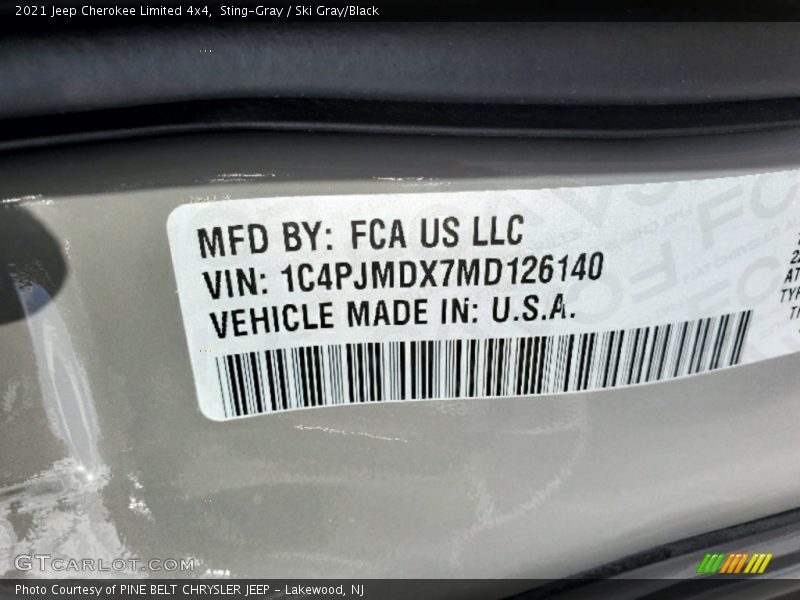 Sting-Gray / Ski Gray/Black 2021 Jeep Cherokee Limited 4x4