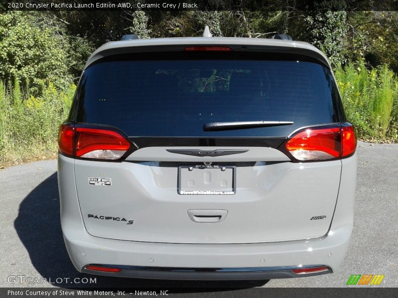 Ceramic Grey / Black 2020 Chrysler Pacifica Launch Edition AWD